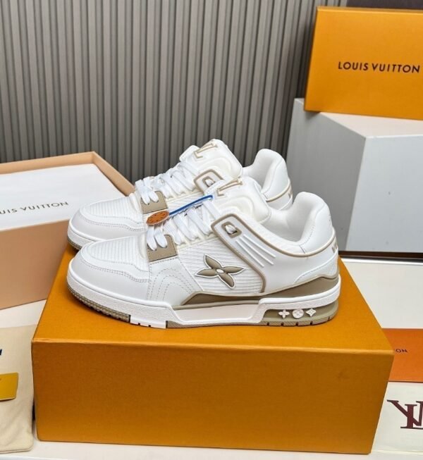 LVE Streetwear Trainer Sneaker – White Beige Edition