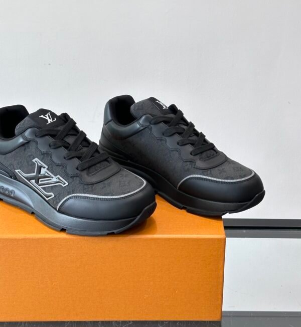 LVE Monogram-Style Low Trainers - Black