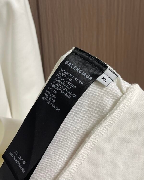 7 BLNCG Logo-Print Zip-Up Hoodie – White