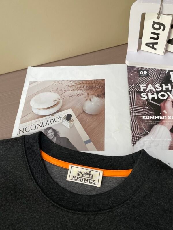 HRMS Crew Neck Jumper with Appliqué Detail