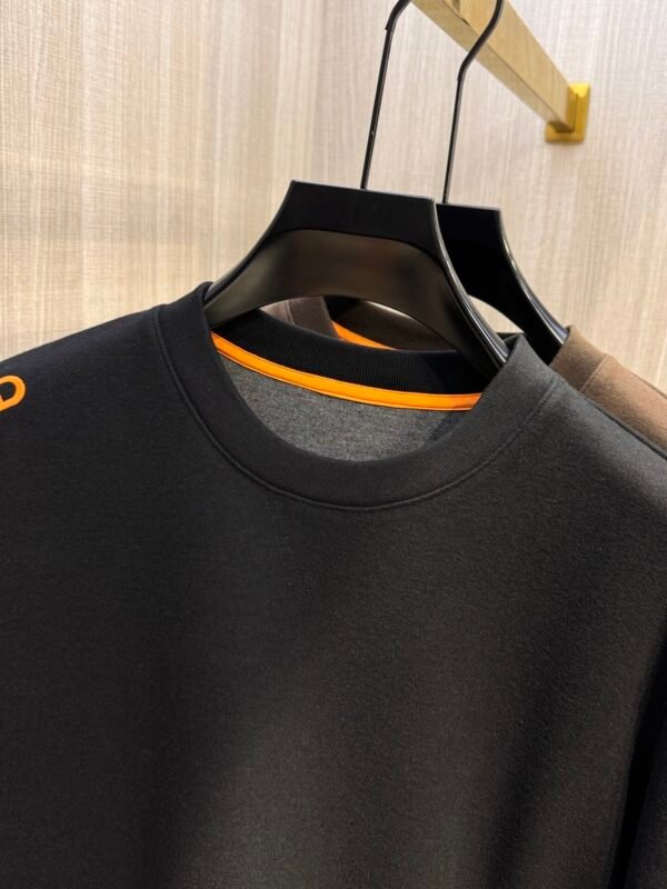 HRMS Crew Neck Jumper with Zip Detail