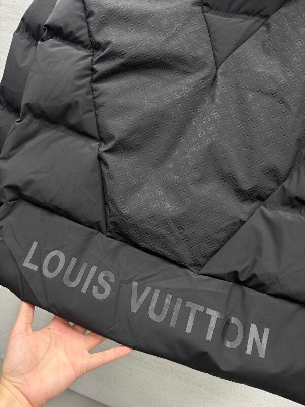 LVE Padded Hooded Coat – Black