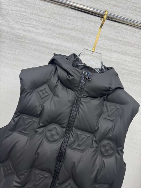 LVE Monogram Puffer Gilet - Black
