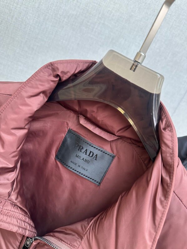 76a27a56 PRDA Quilted Zip Gilet - Burgundy