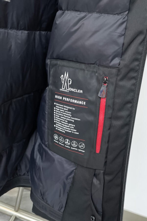 MNCLR Hooded Zip Jacket