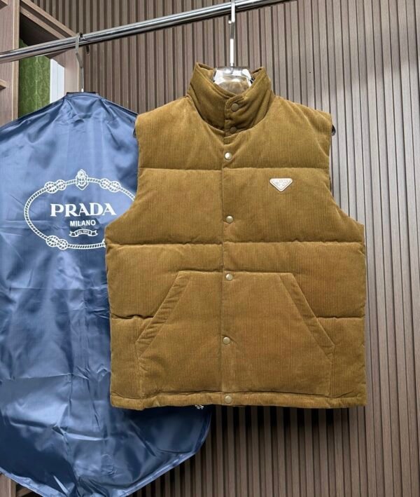 PRDA Quilted Gilet with Logo Patch - Brown