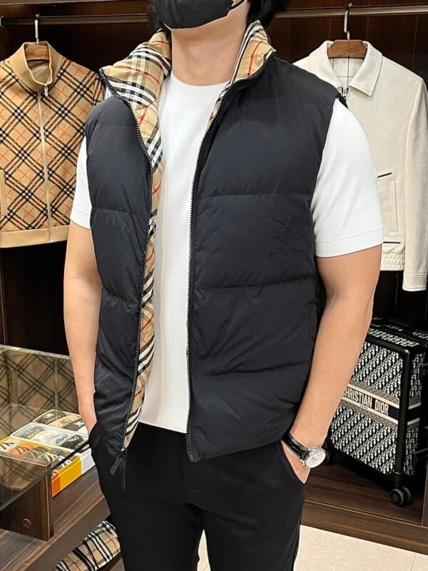 BRBY Puffer Gilet with check lining - Black