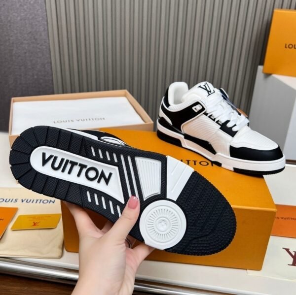 LVE Streetwear Trainer Sneaker – White Black Edition