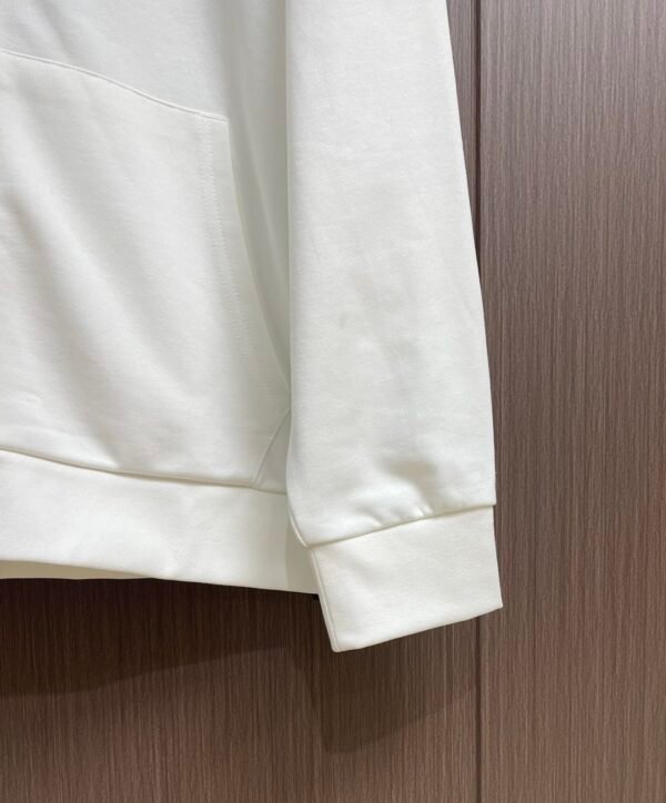 8 BLNCG Logo-Print Zip-Up Hoodie – White