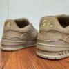 8 LVE Low-Top Trainers - Sand Beige