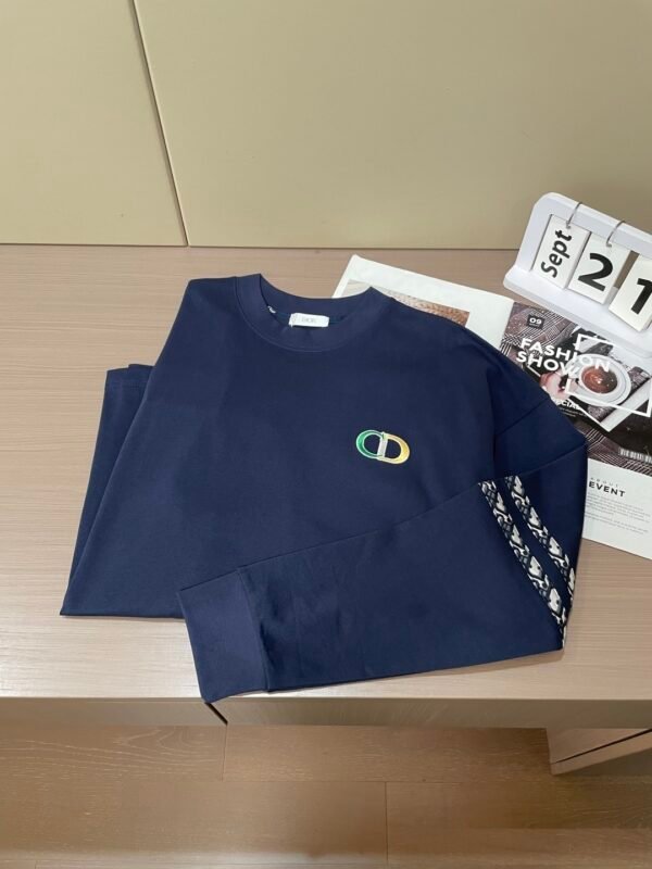 CD Crew Neck Jumper with Embroidered Chest Logo - Navy Blue