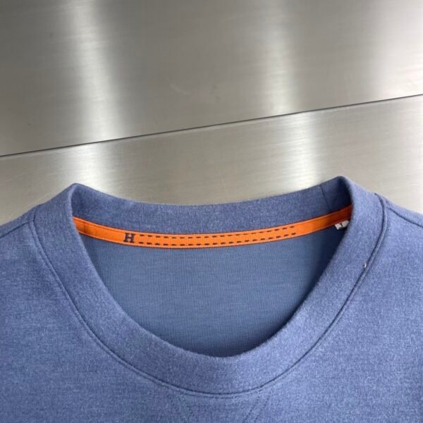 873526c6 HRMS Embroidered Logo Crew Neck Jumper - Blue