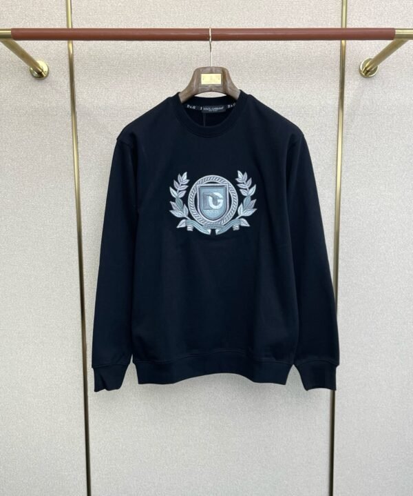DG Crest Embroidered Crew Neck Jumper