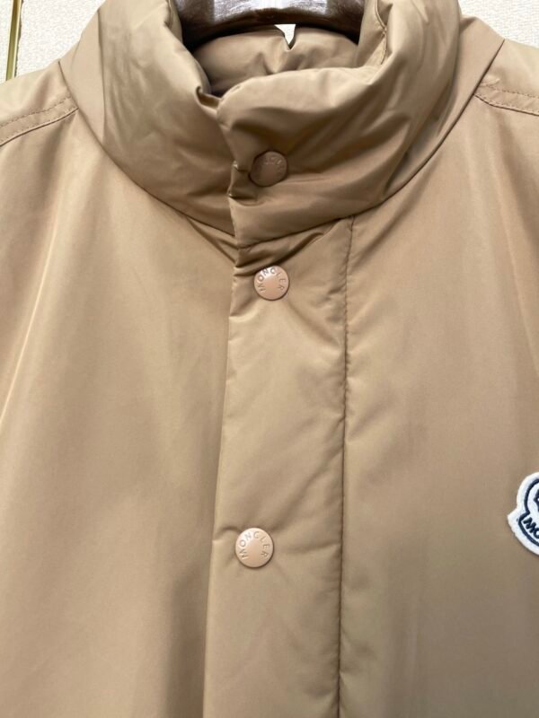 88da6c47 MNCLR Lightweight Padded Jacket - Stone Taupe