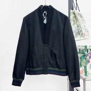 LVE Lightweight Buttoned Jacket – Black