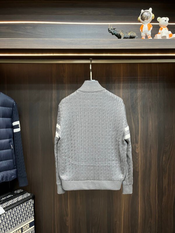 MNCLR Hybrid Knit Sleeve Jacket