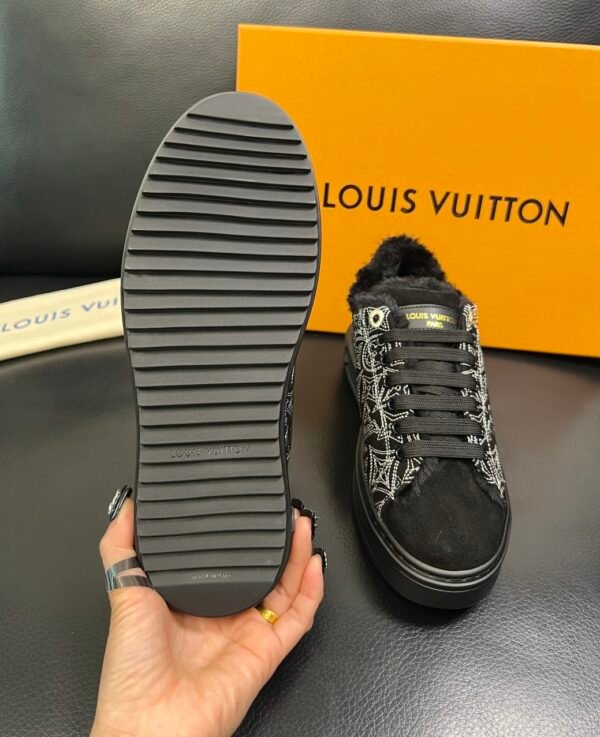 LVE Time-Out Monogram Suede Trainers – Black