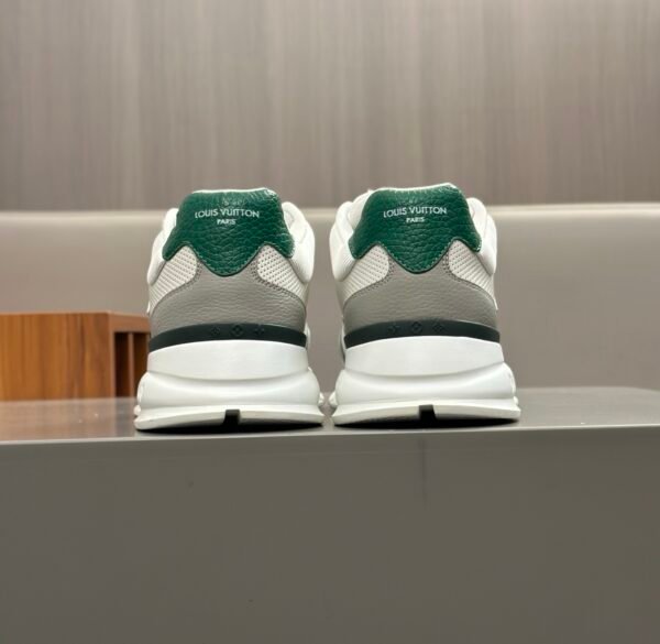 9 LVE White & Green Low-Top Trainers
