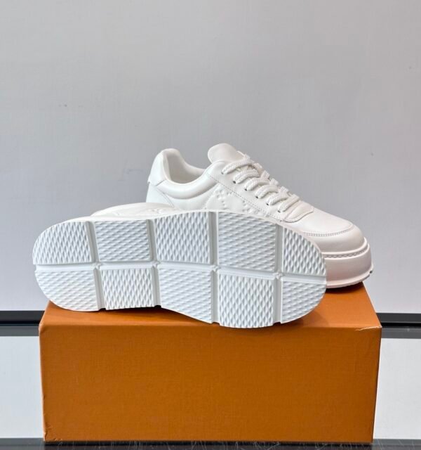 9 LVE Men’s White Luxury Low-Top Trainers