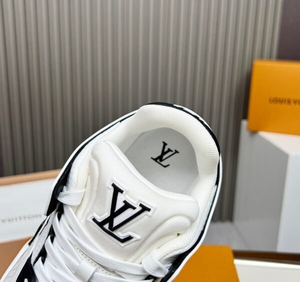 LVE Streetwear Trainer Sneaker – White Black Edition
