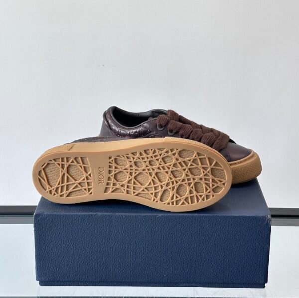 DXR CD Low-Top Oblique Leather Trainers – Brown Gum