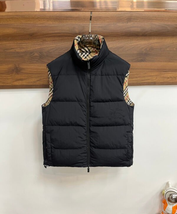 BRBY Puffer Gilet with check lining - Black