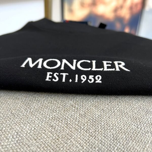 91a52613 MNCLR Crew Neck Jumper - Black