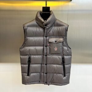 MNCLR Quilted Gilet - Grey