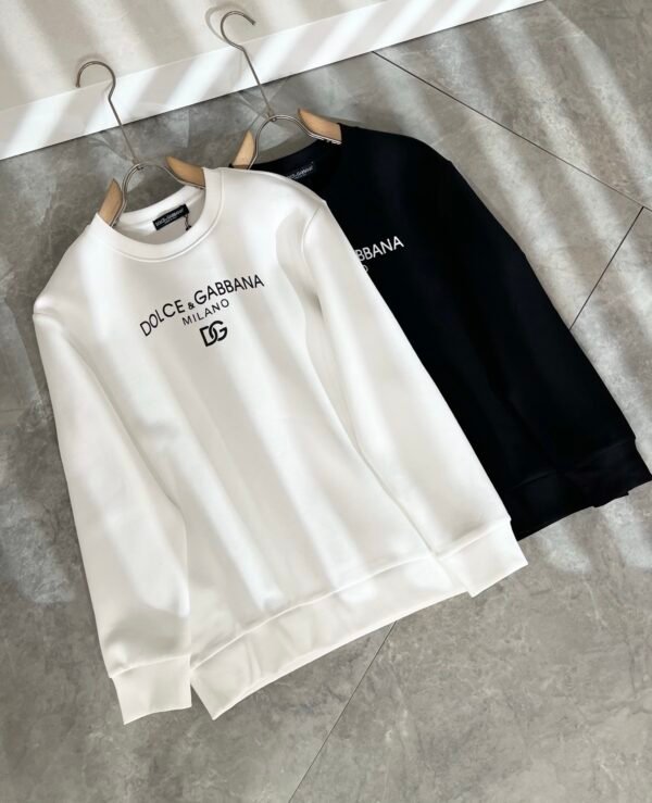 DG Crew Neck Logo Jumper