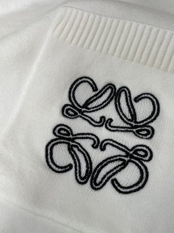 LWE Pocket Logo Crew Neck Jumper - White