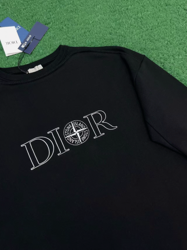 CD Compass Logo Jumper – Black