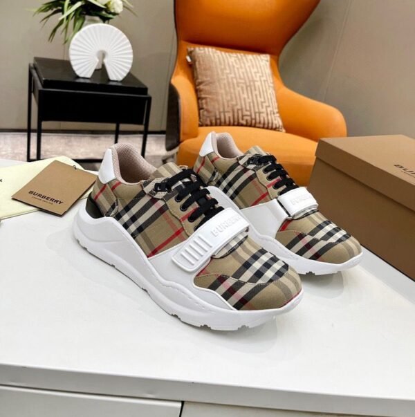 BRBY Beige Check Strap Trainers