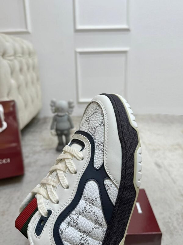 PHOTO-2025-11-20-17-14-22 15 GCCI Monogram Retro Trainers - Navy