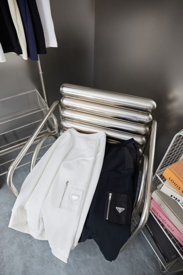 PHOTO-2025-11-30-10-49-57 PRDA Nylon Patch Jumper – Black