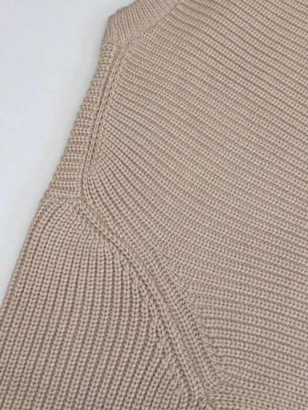 LVE Knitted Monogram Jumper – Beige