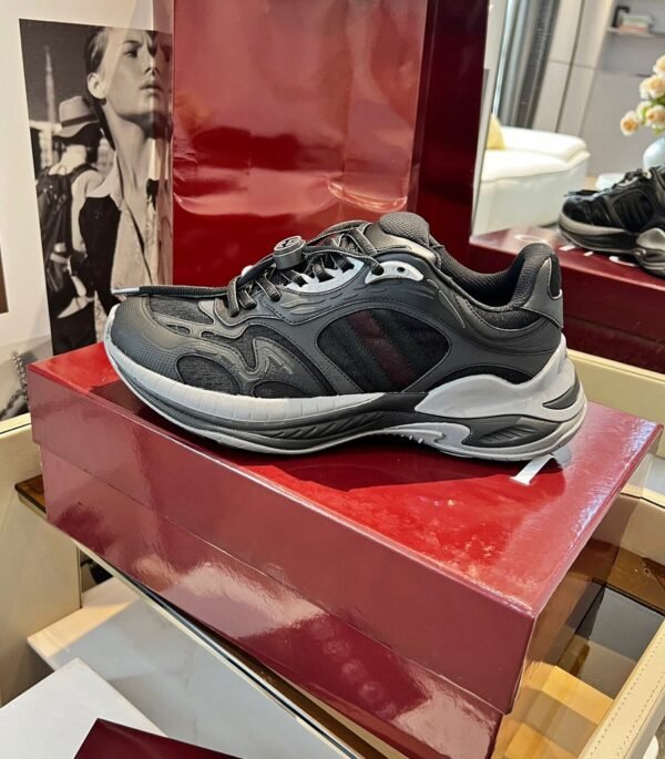 GCCI Multi-Panel Performance Trainers - Shadow Black