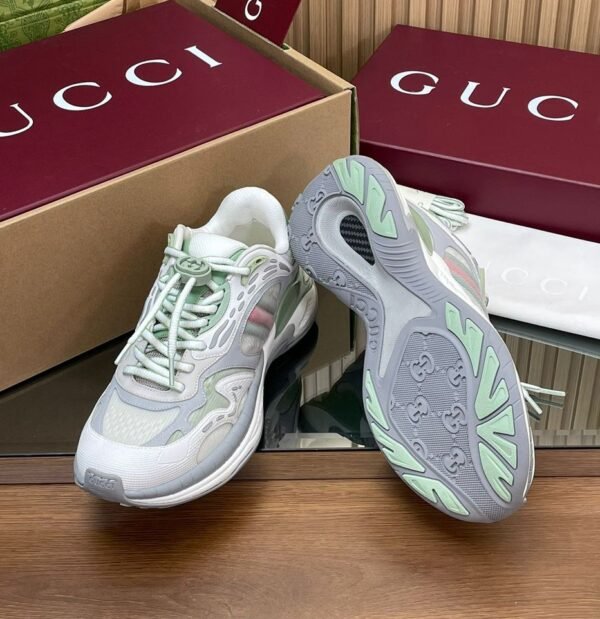 GCCI Multi-Panel Performance Trainers - Mint Grey
