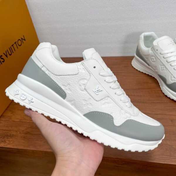 LVE Classic Panel Trainers – White Grey