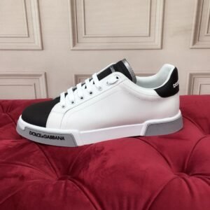 DG Classic Court Trainers