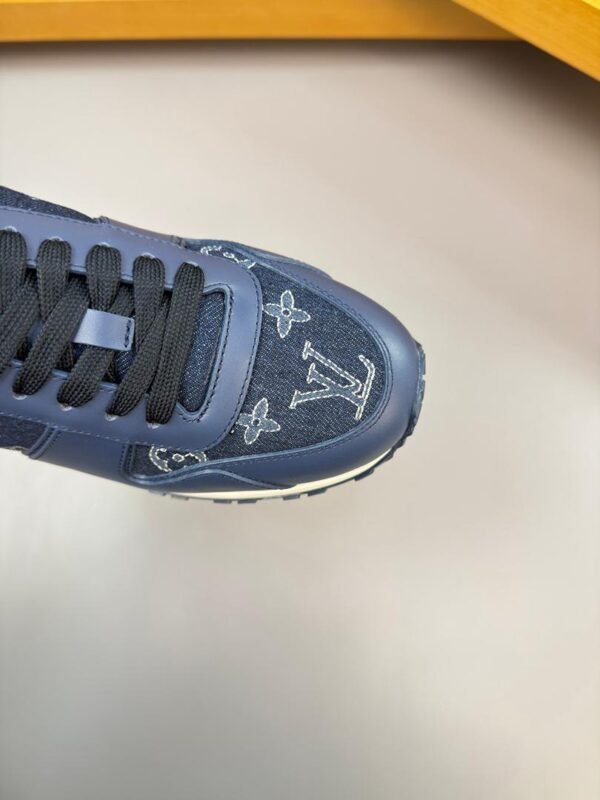 LVE Monogram-Style Trainers – Navy
