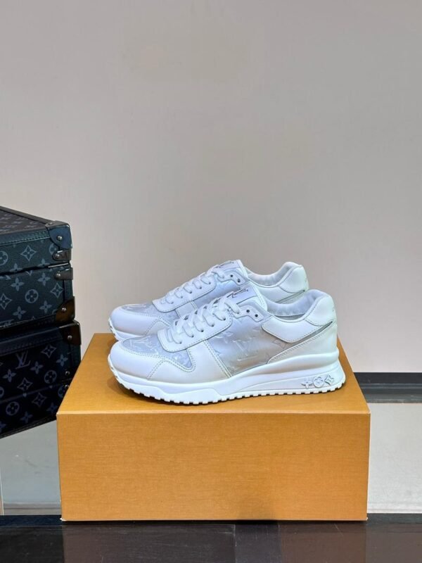 LVE Monogram-Style Trainers – White