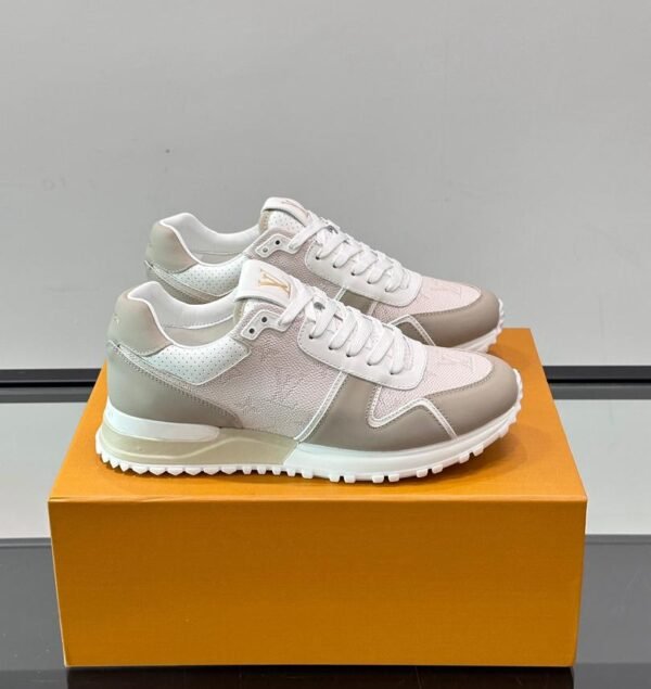 PHOTO-2025-12-07-07-05-09 LVE Pale Beige Trainers