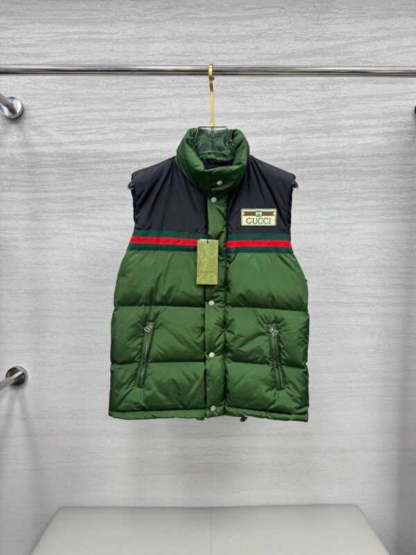 GCCI Padded Logo Gilet – Green