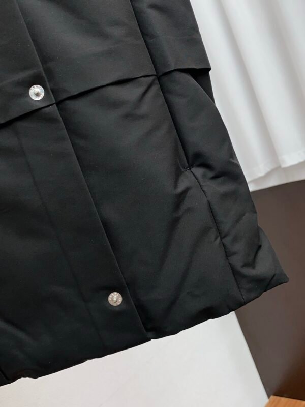 PRDA Zip-Front Gilet - Black