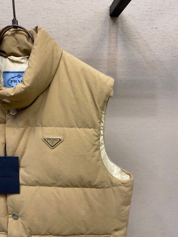 PRDA Snap-Button Gilet  with Flap Pockets