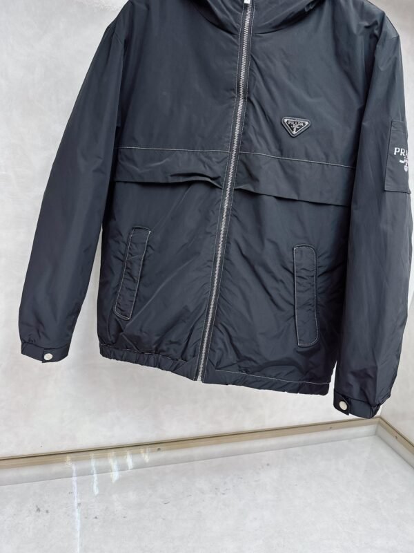 PRDA Hooded Zip Jacket - Black