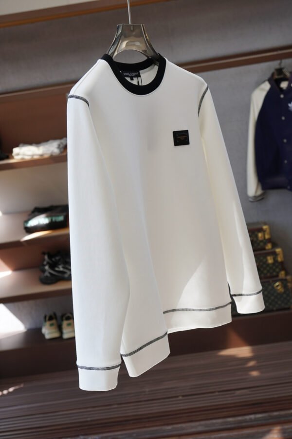 DG Crew Neck Jumper with Contrast Stitching