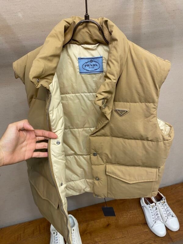 PRDA Snap-Button Gilet  with Flap Pockets