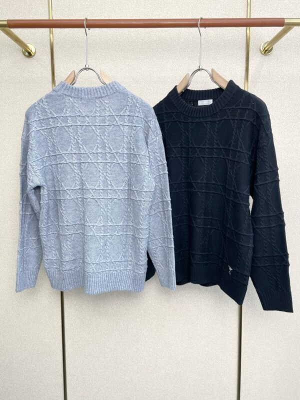 b0db00fc CD Textured Jacquard Crew Neck Jumper