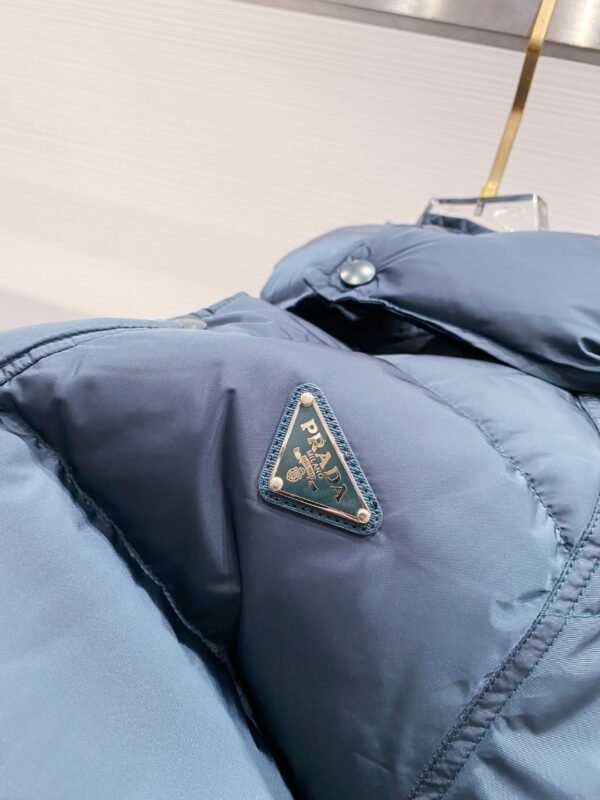 PRDA Hooded Puffer Jacket with Logo Patch - Blue